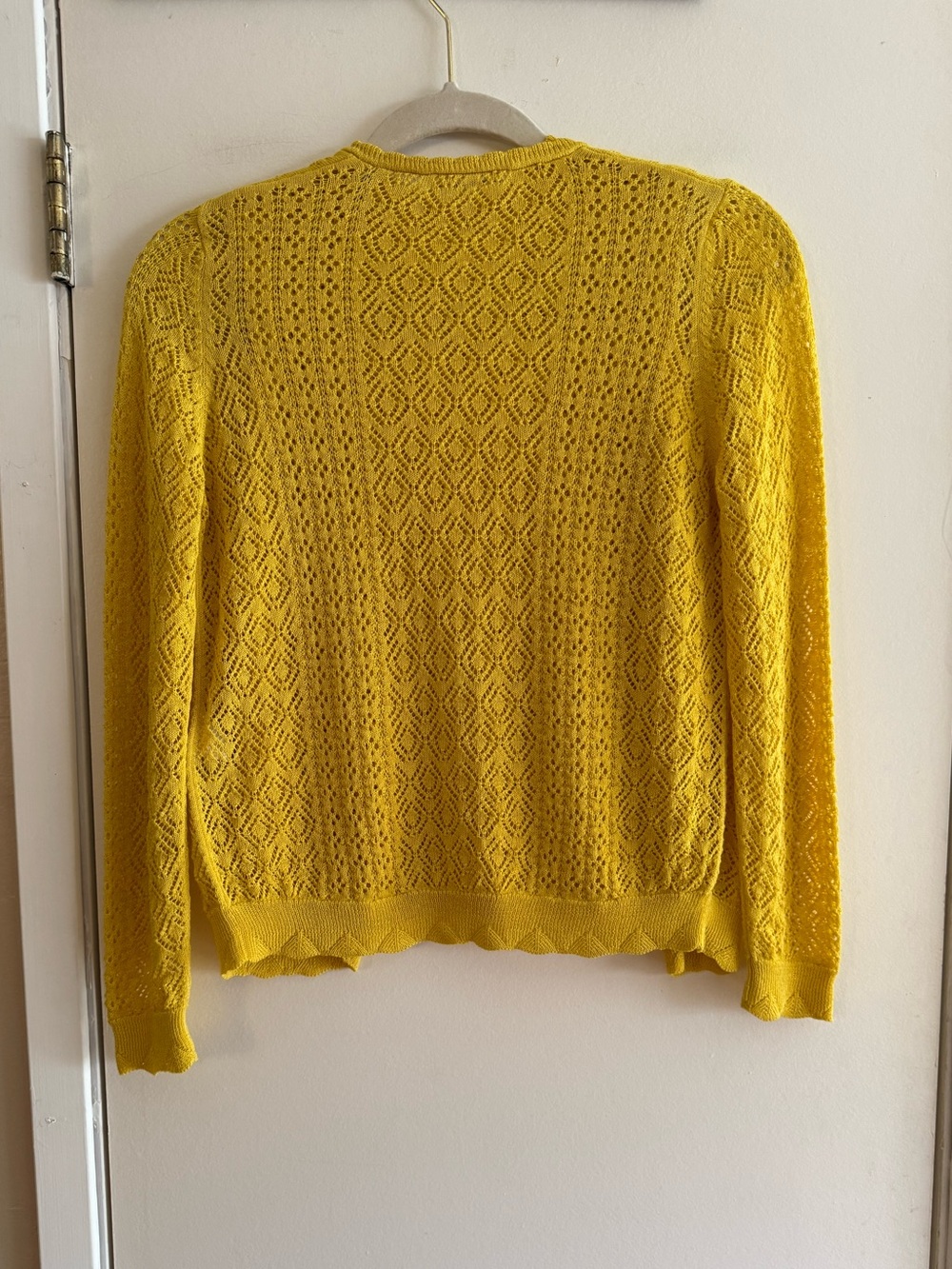 Doen Set Cardigan and Sweater Vest - Picture 8 of 16
